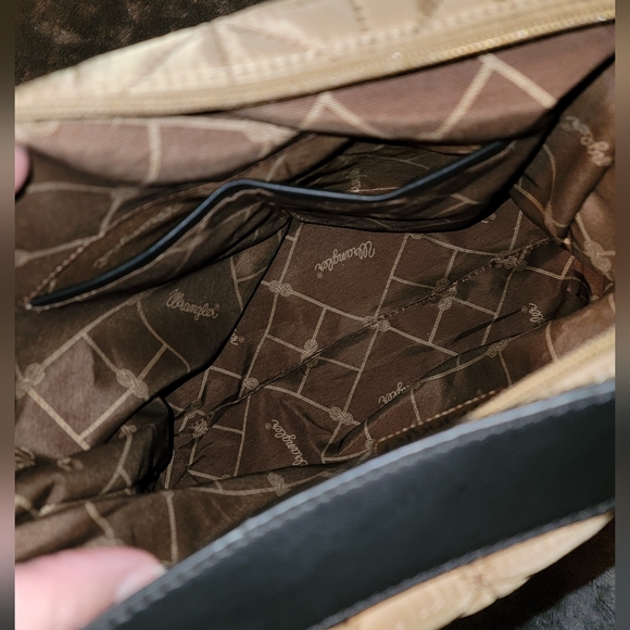 Wrangler Quilted handbag - Picture 7 of 9